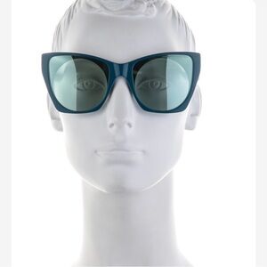 New Marc Jacob’s green reflecting sunglasses.
